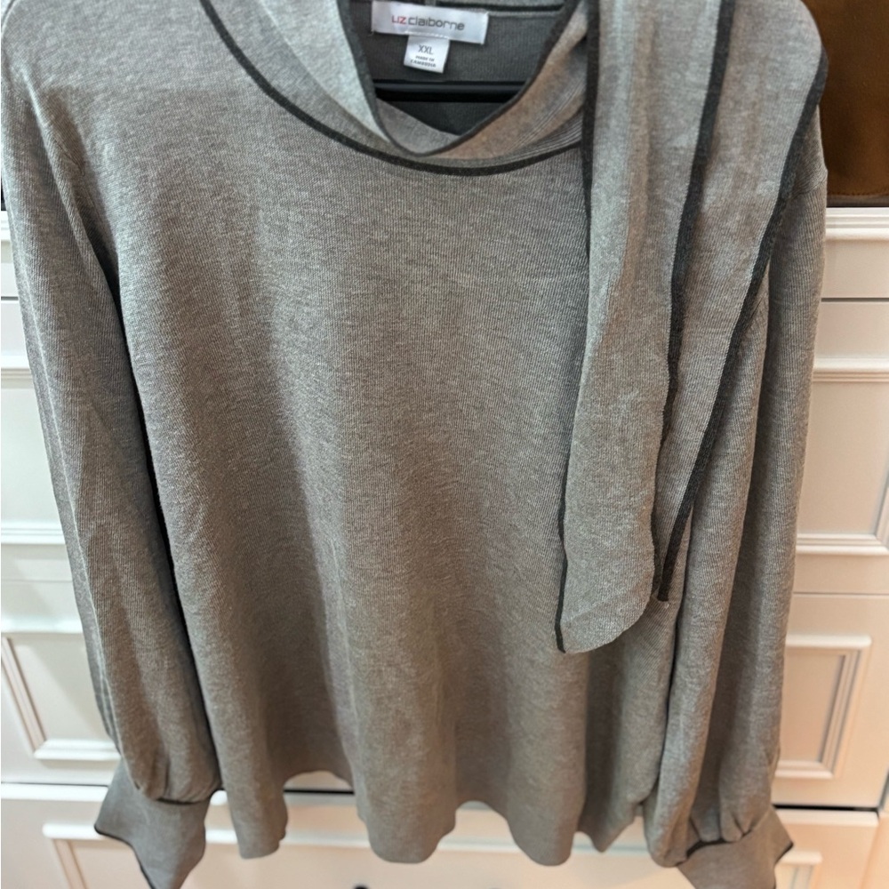 Liz Claiborne Gray Turtleneck Sweater Soft Knit